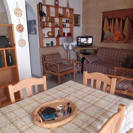Casa Vacanza Rita Marina Di Pescoluse Exteriör bild