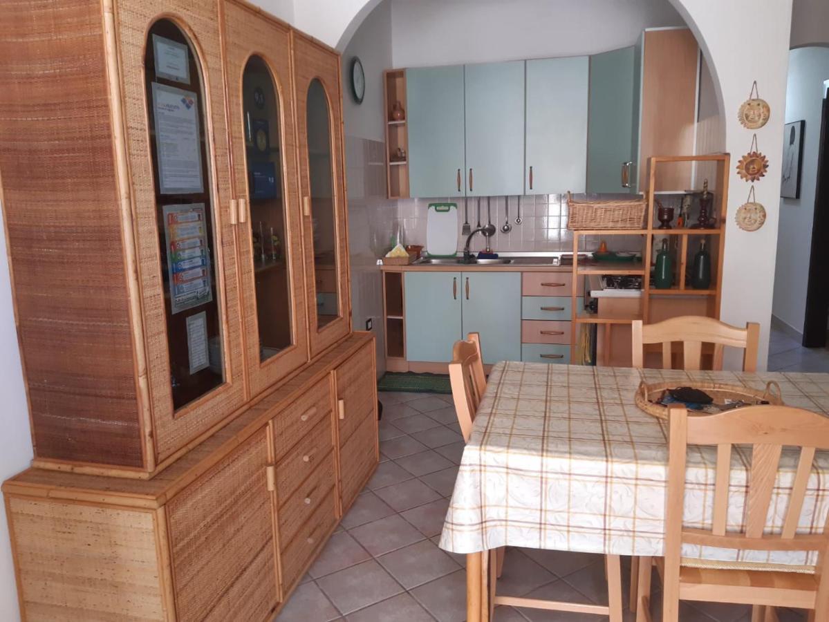 Casa Vacanza Rita Marina Di Pescoluse Exteriör bild